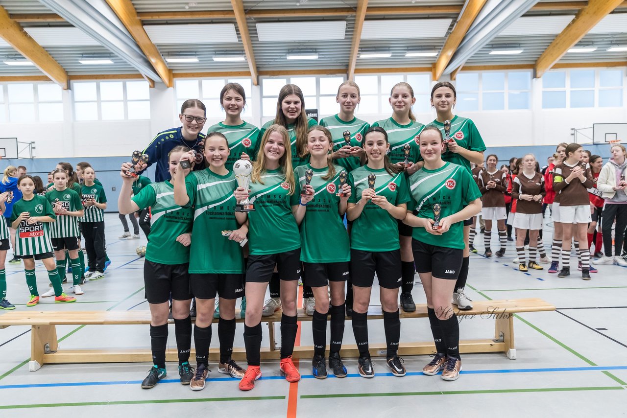 Bild 62 - C-Juniorinnen 2 Loewinnen Cup